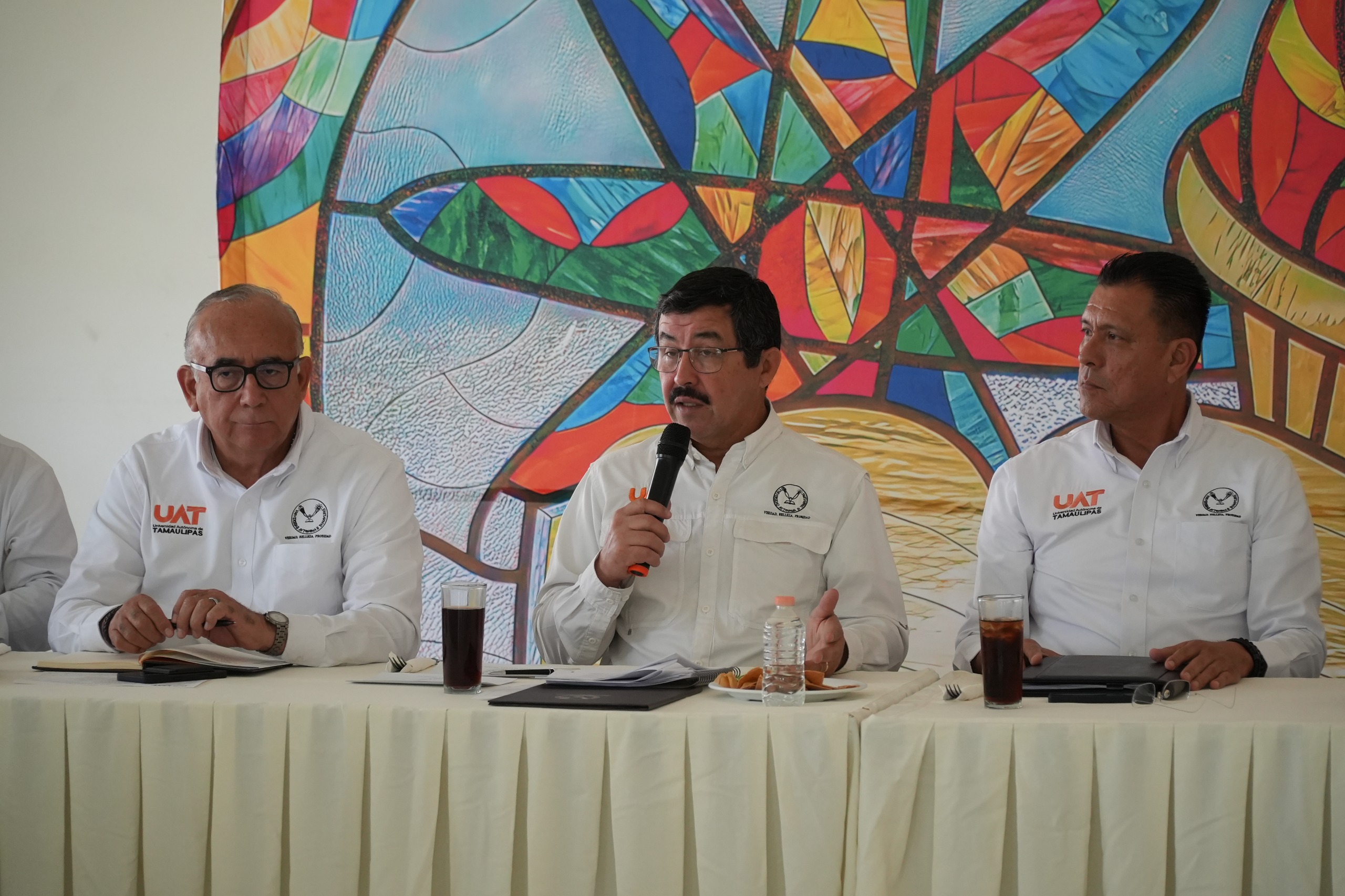 Impulsa la UAT agenda social con respaldo del personal académico