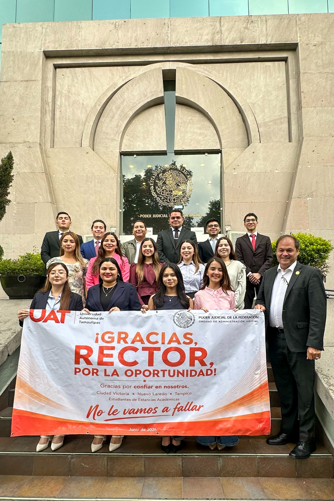 Lleva Universidad Autónoma de Tamaulipas talento de sus jóvenes egresados a la Suprema Corte de Justicia de la Nación